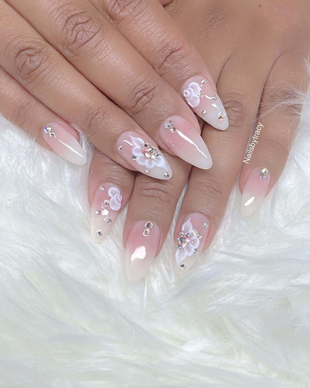 15 - Picture of Wedding Nails