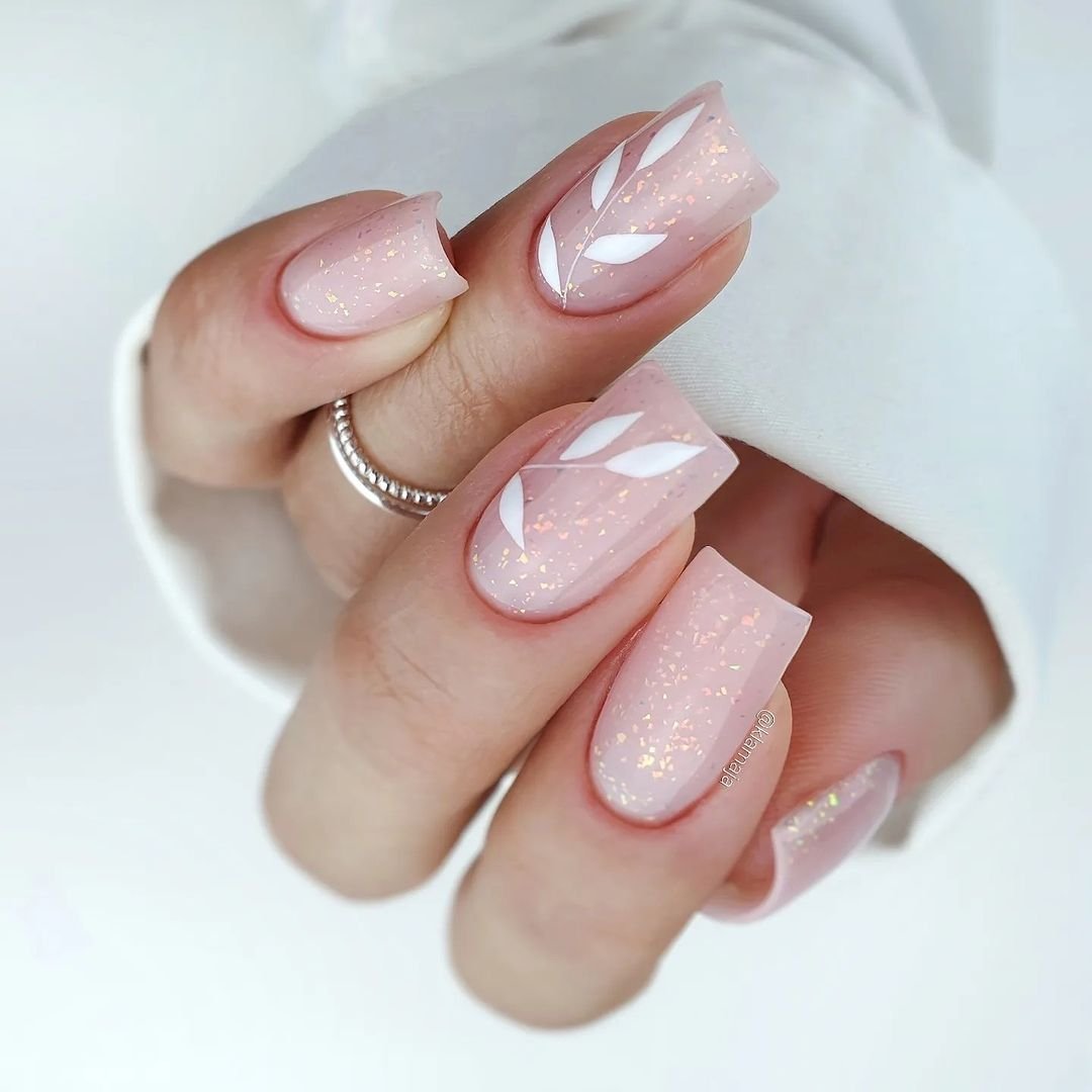 32 - Picture of Wedding Nails