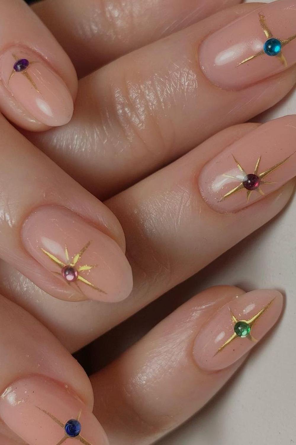 40 - Picture of Chrome Star Nails