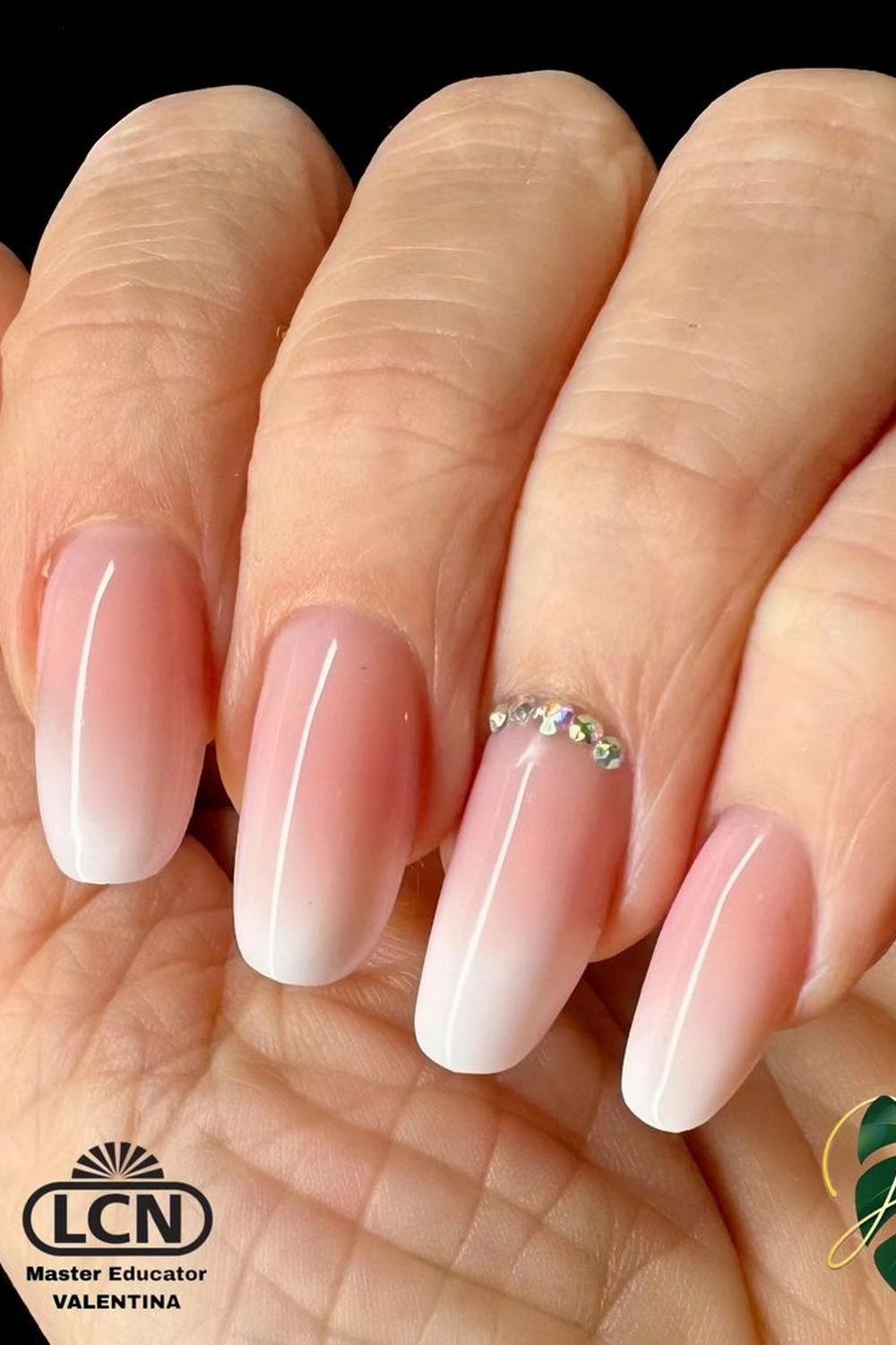 35 - Picture of Baby Boomer Nails