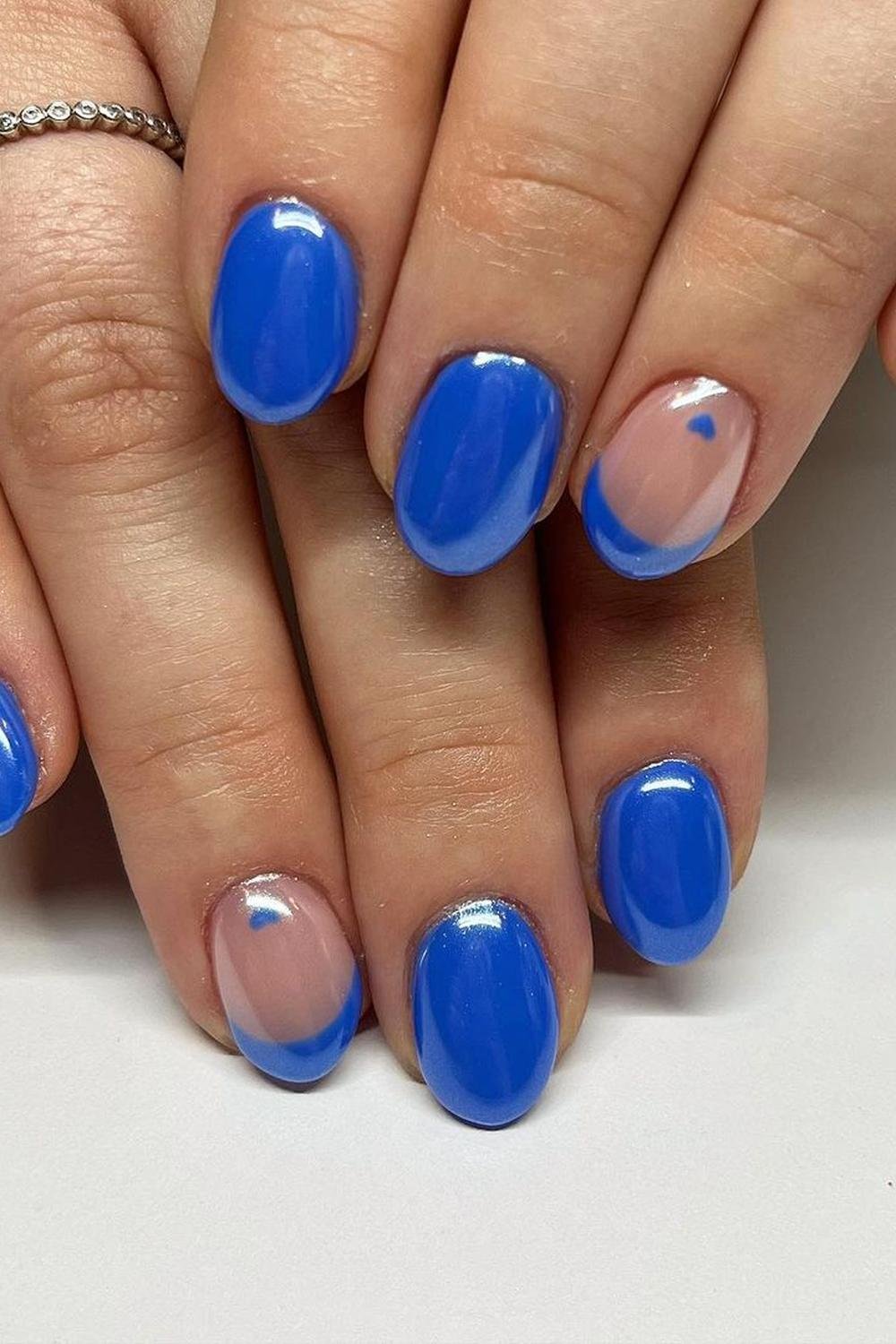15 - Picture of Blue Chrome Nails
