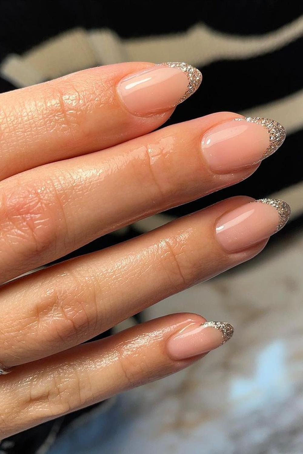 33 - Picture of Glitter French Tip Nails