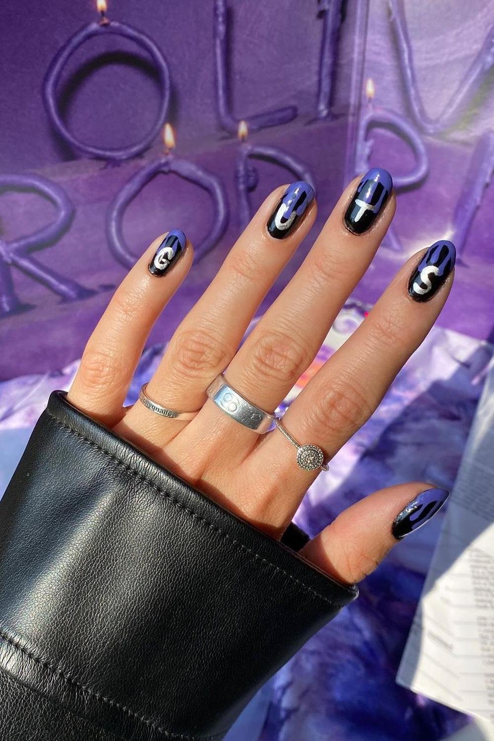 23 - Picture of Guts Tour Nails