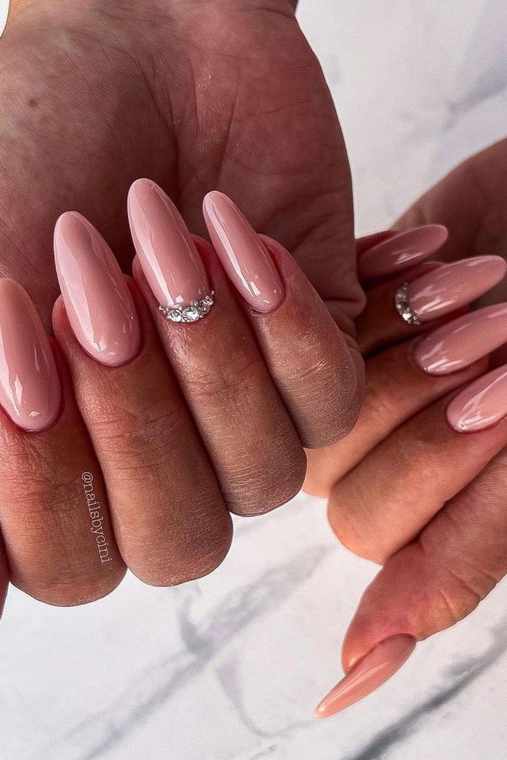 13 - Picture of Nude Nails