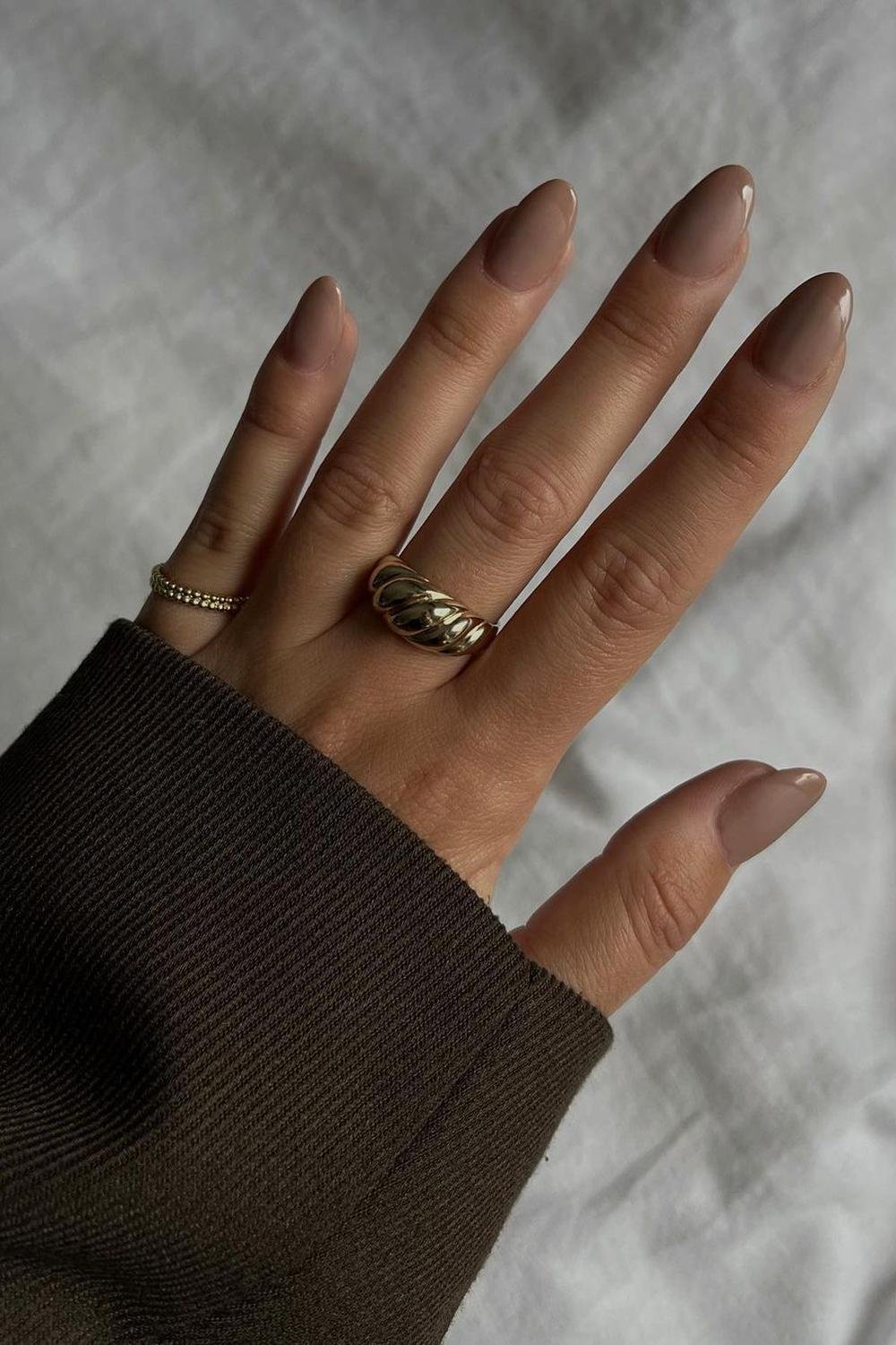 25 - Picture of Nude Nails
