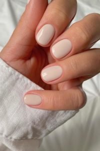 47 Chic & Beautiful Nude Nails for a Classy Manicure