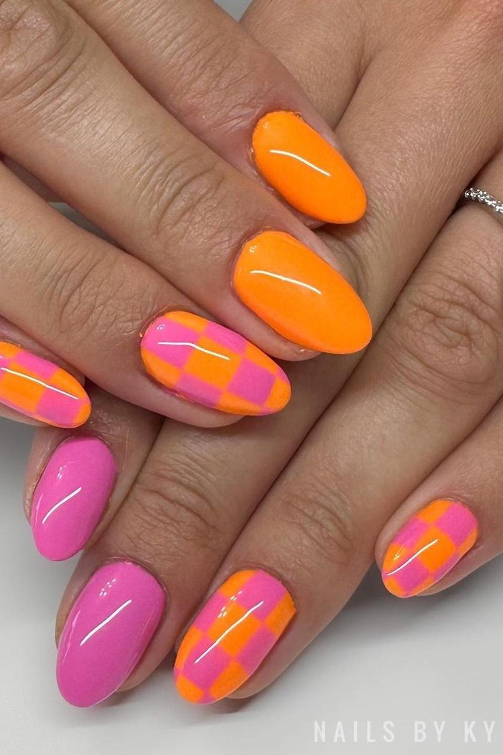 17 - Picture of Pink and Orange Nails