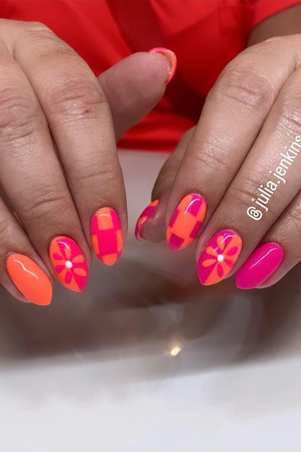 34 - Picture of Pink and Orange Nails