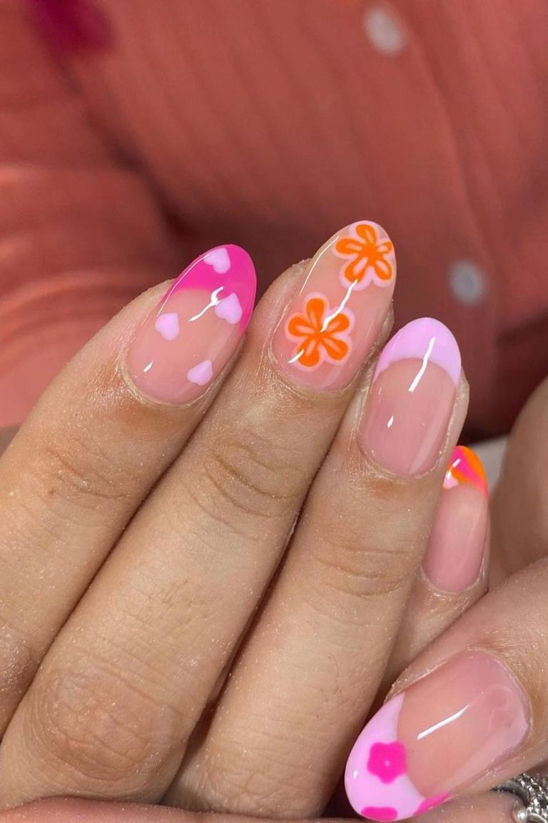 39 Adorable Pink And Orange Nails For Your Summer Mani Inspo