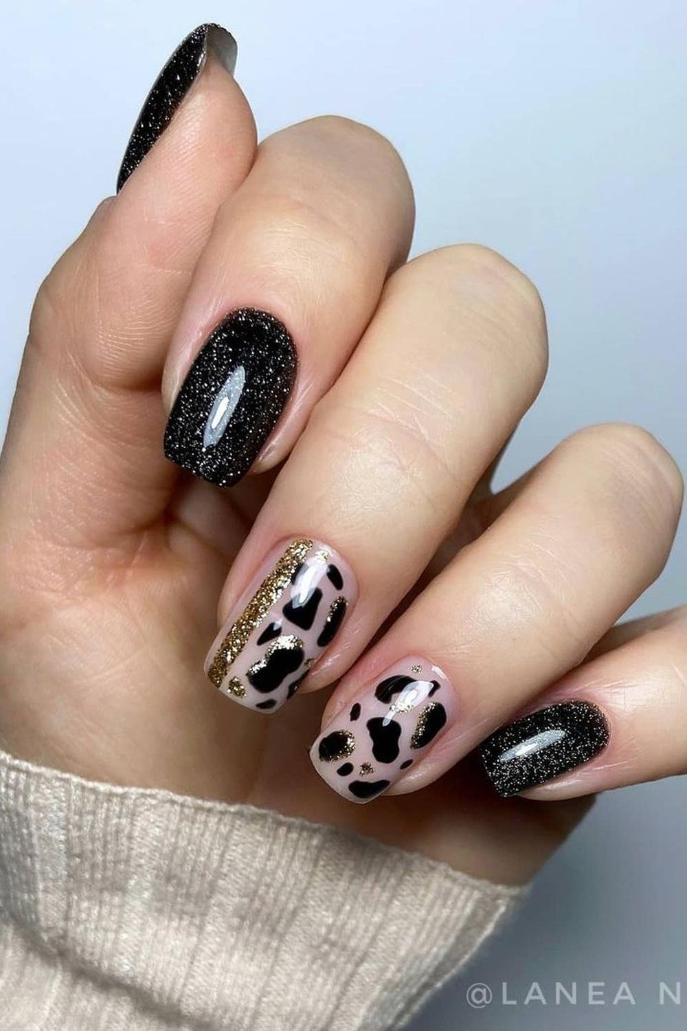 39 - Picture of Squoval Nails