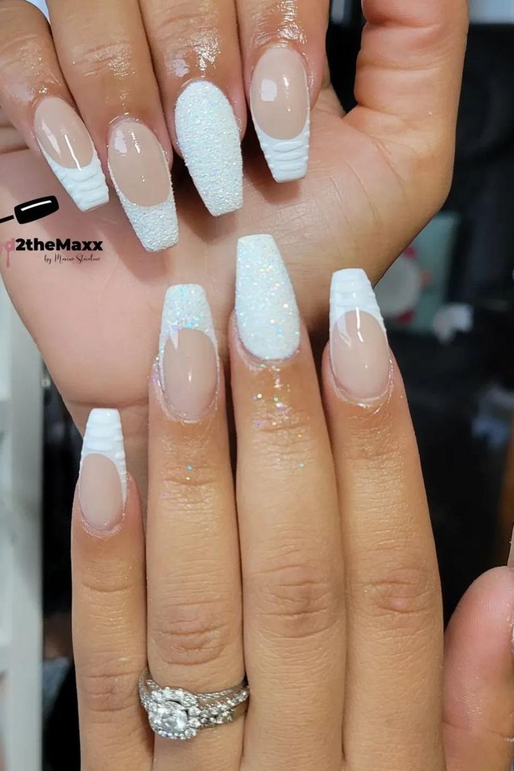 2 - Picture of White Glitter Nails